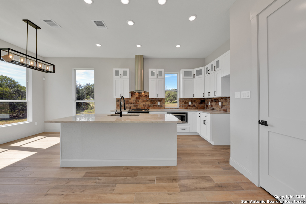 105 River Bluff Castroville, TX 78009 - Photo 14 of 40