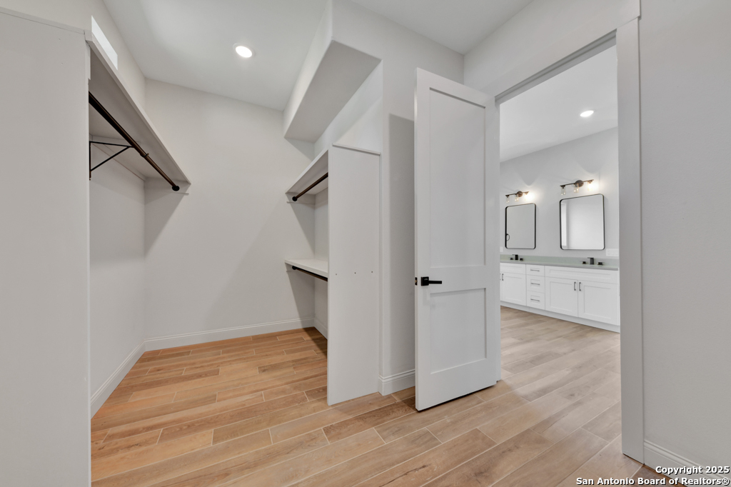 105 River Bluff Castroville, TX 78009 - Photo 23 of 40