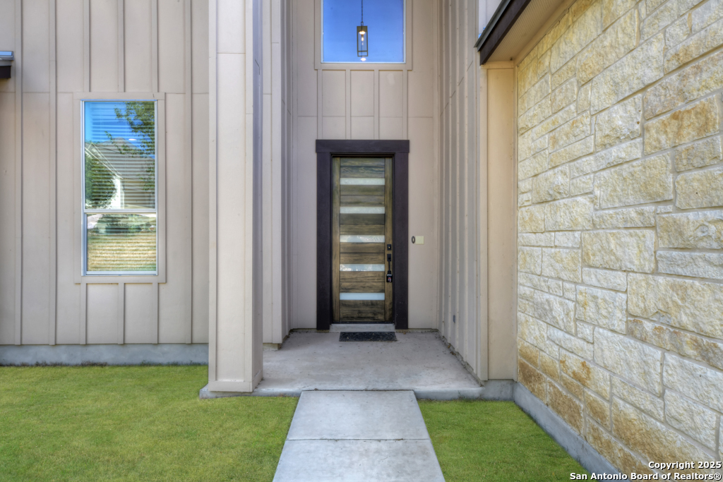 105 River Bluff Castroville, TX 78009 - Photo 3 of 40