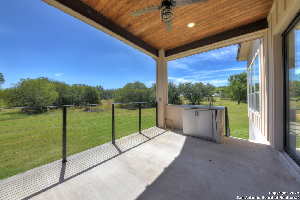 105 River Bluff Castroville, TX 78009 - Photo 37 of 40