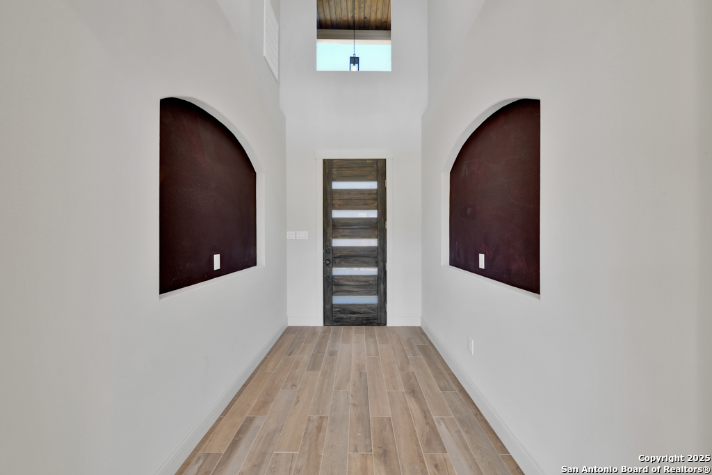 105 River Bluff Castroville, TX 78009 - Photo 4 of 40