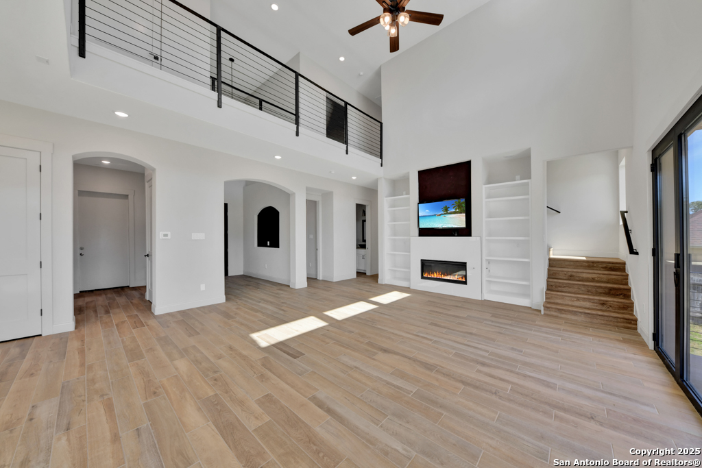 105 River Bluff Castroville, TX 78009 - Photo 6 of 40