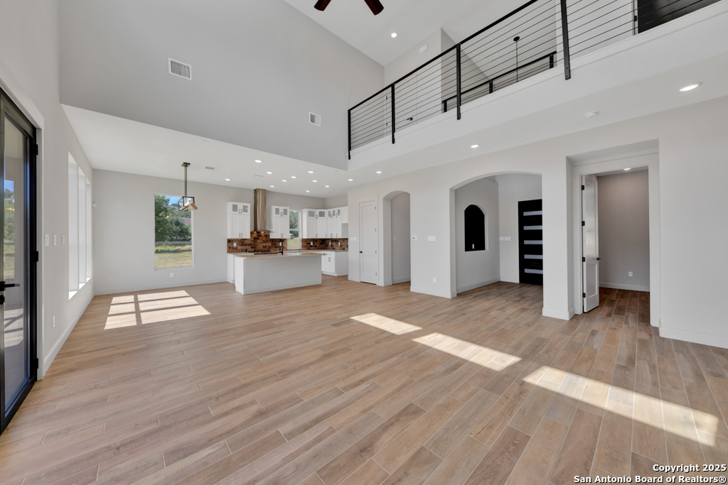 105 River Bluff Castroville, TX 78009 - Photo 8 of 40