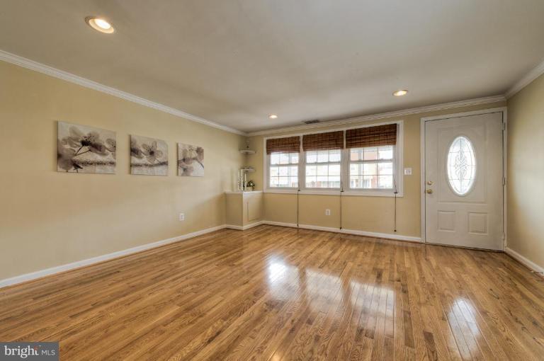 4423 Norfen Road Halethorpe, MD 21227 - Photo 11 of 18 Living Room #2
