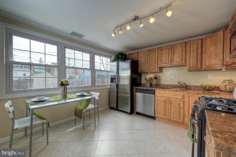 4423 Norfen Road Halethorpe, MD 21227 - Photo 12 of 18 Kitchen