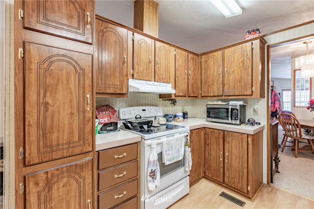 2640 South Silver Lake Road Castle Rock, WA 98611 - Photo 23 of 35 Gallery Image 23