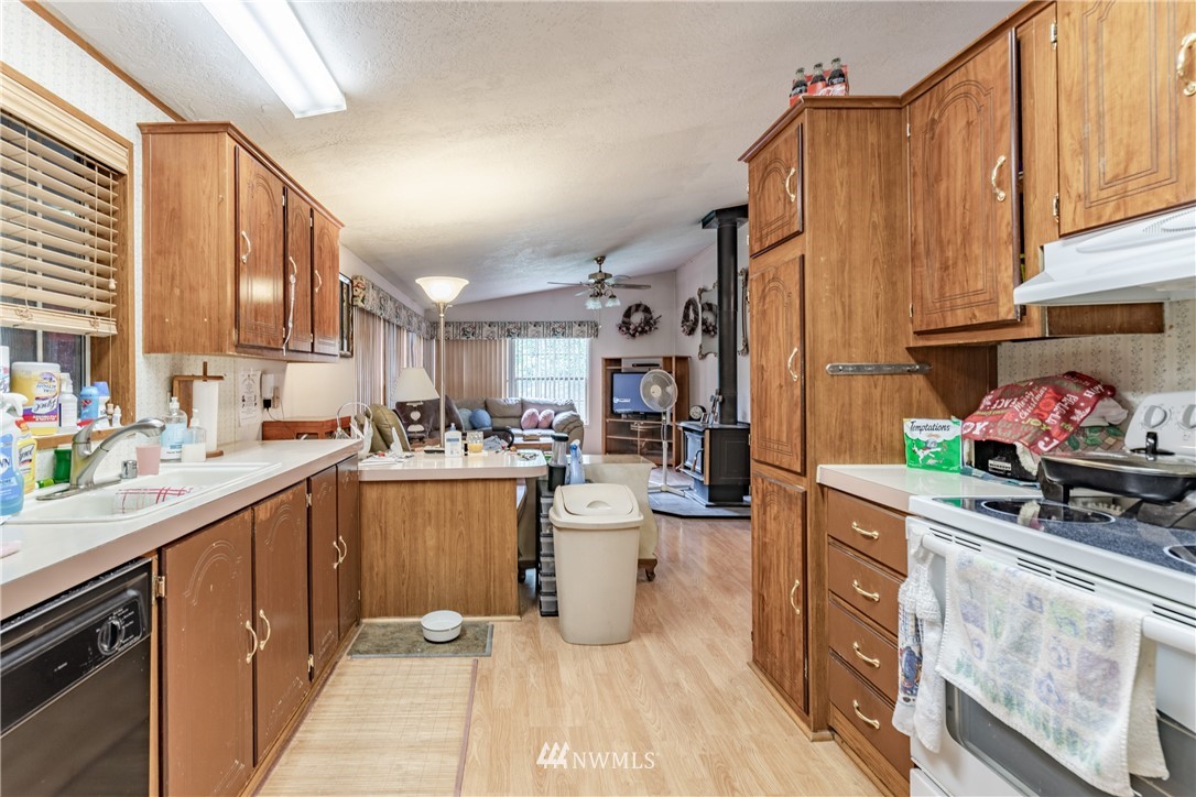 2640 South Silver Lake Road Castle Rock, WA 98611 - Photo 25 of 35 Gallery Image 25