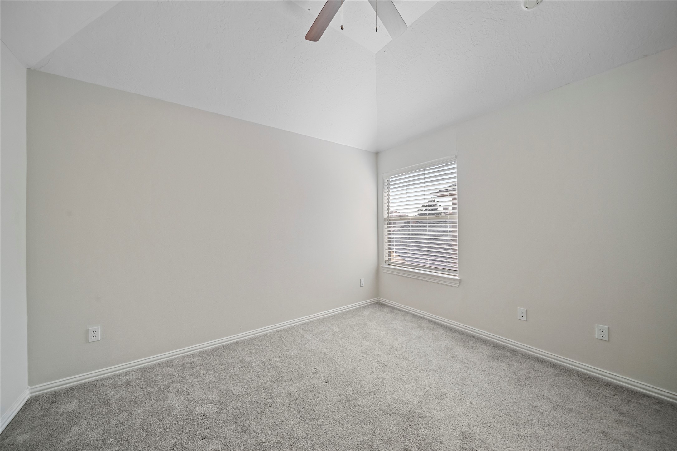2011 Spring Cedar Lane Houston, TX 77077 - Photo 33 of 44