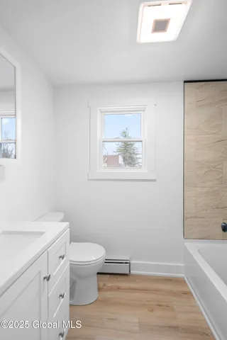 $2,800 | 38 West Erie Street, Albany, NY 12208