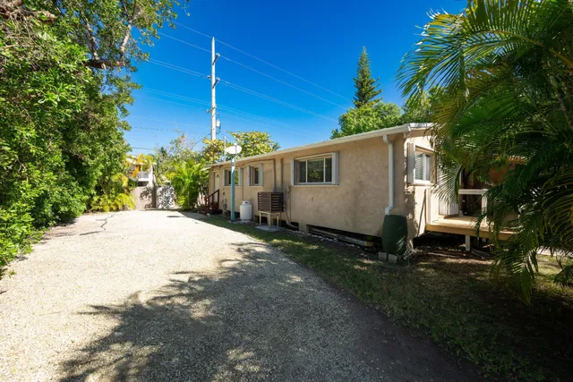 $1,400,000 | 206 4th Street, Key West, FL 33040