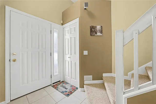 $325,000 | 310 Willow Creek Lane, Irondequoit, NY 14622