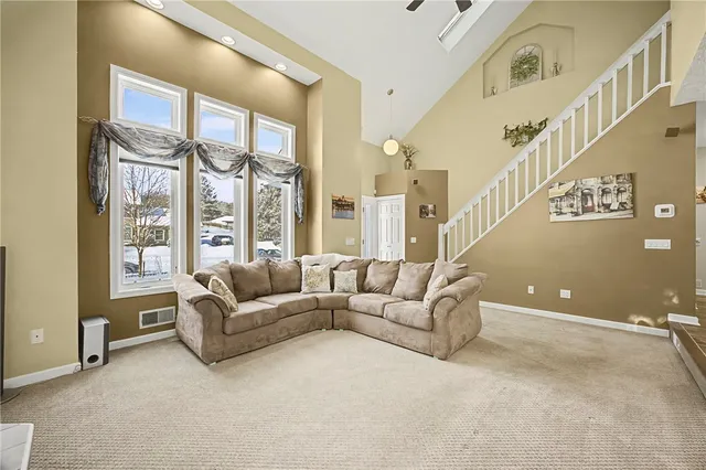 $325,000 | 310 Willow Creek Lane, Irondequoit, NY 14622