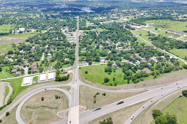 $850,000 | 102 South Dixie Street, Brenham, TX 77833