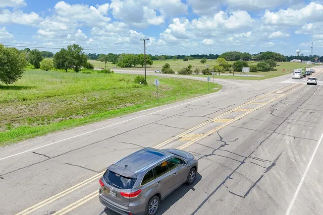 $850,000 | 102 South Dixie Street, Brenham, TX 77833