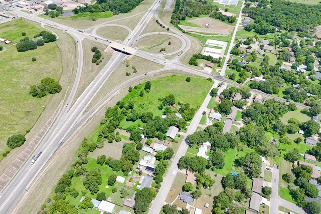 $850,000 | 102 South Dixie Street, Brenham, TX 77833