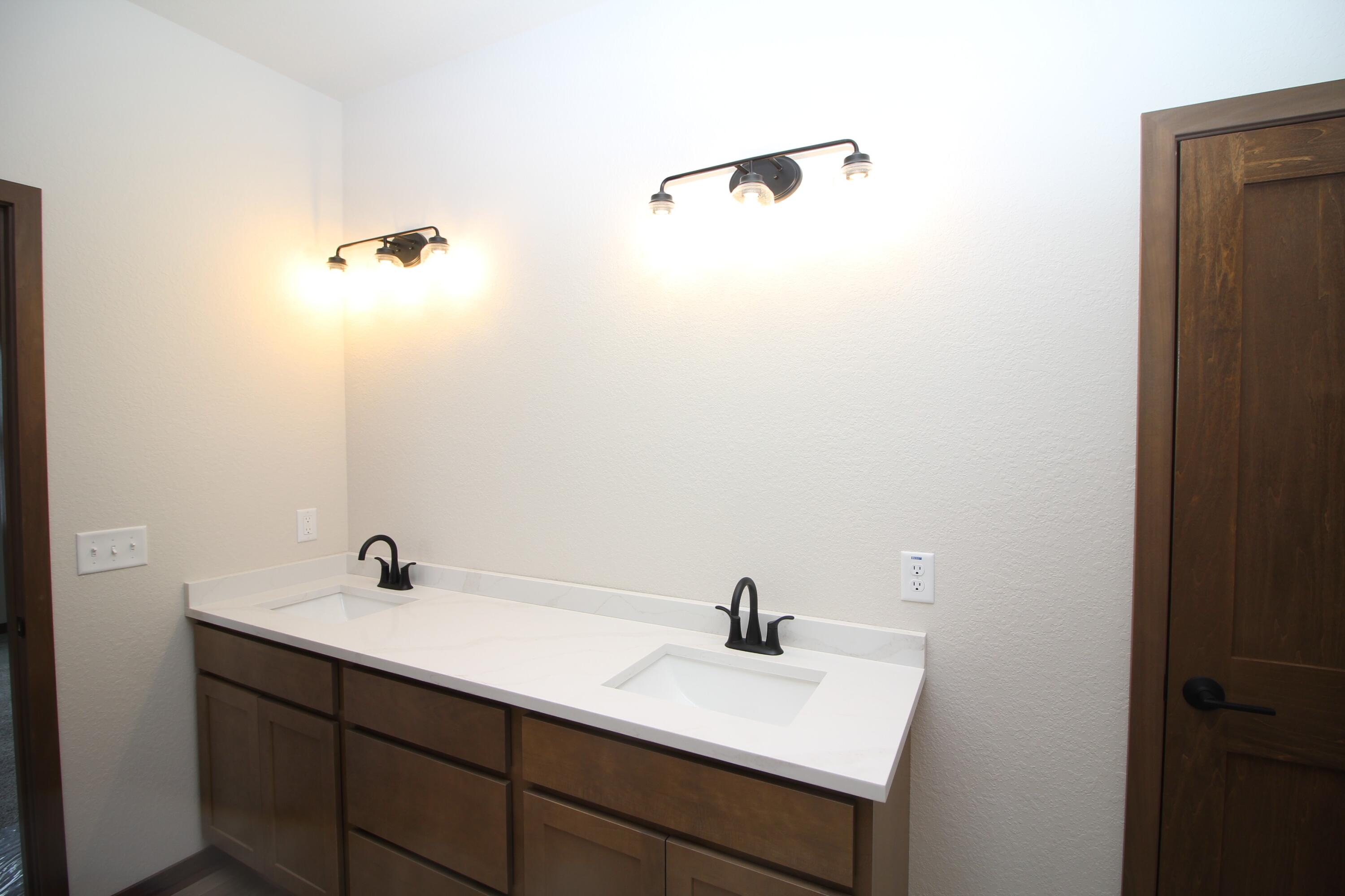 522 Calvin Lane Mount Pleasant, WI 53406 - Photo 15 of 23 Master bath