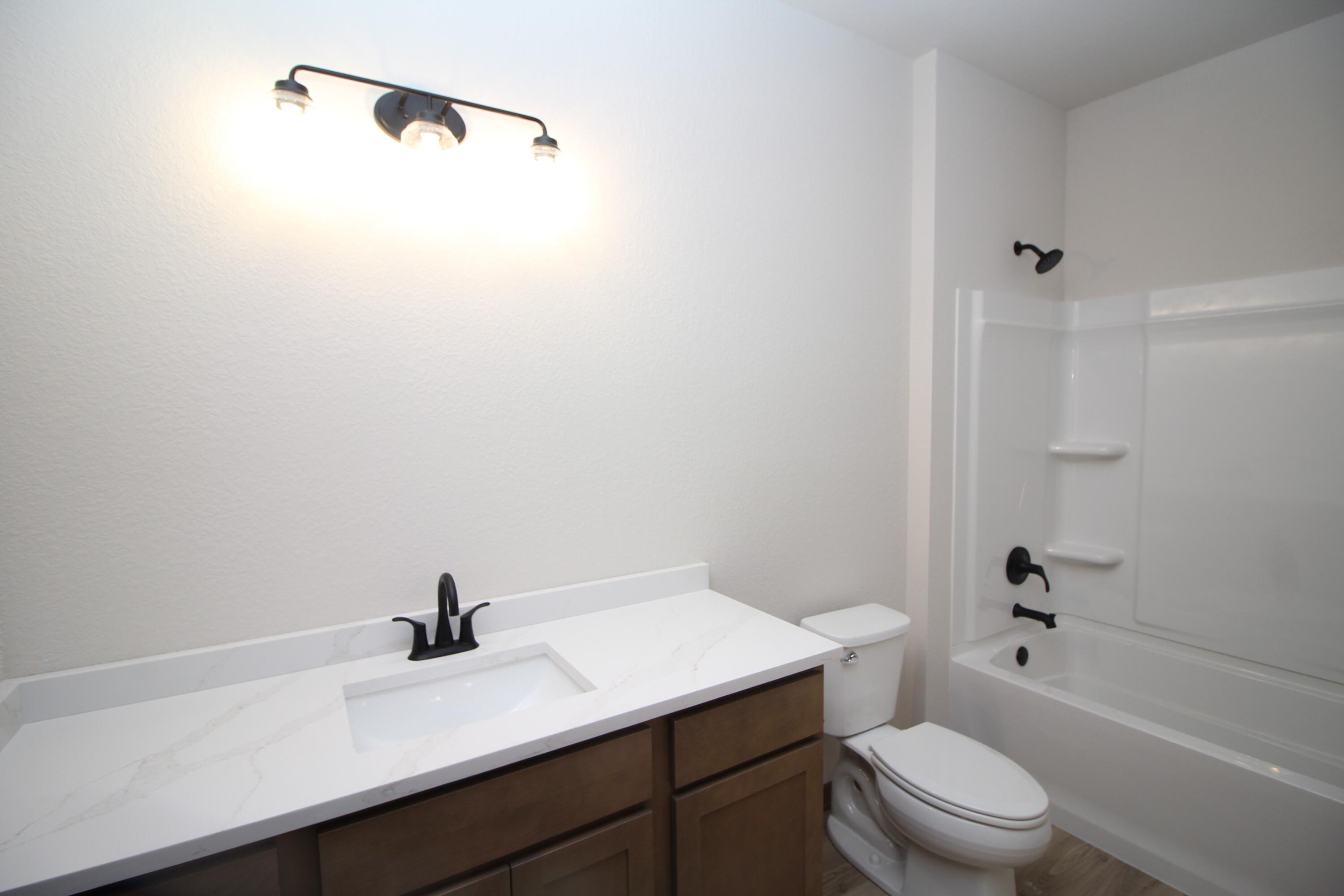 522 Calvin Lane Mount Pleasant, WI 53406 - Photo 17 of 23 Hall bath