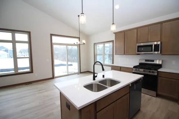 $499,900 | 522 Calvin Lane, Mount Pleasant, WI 53406