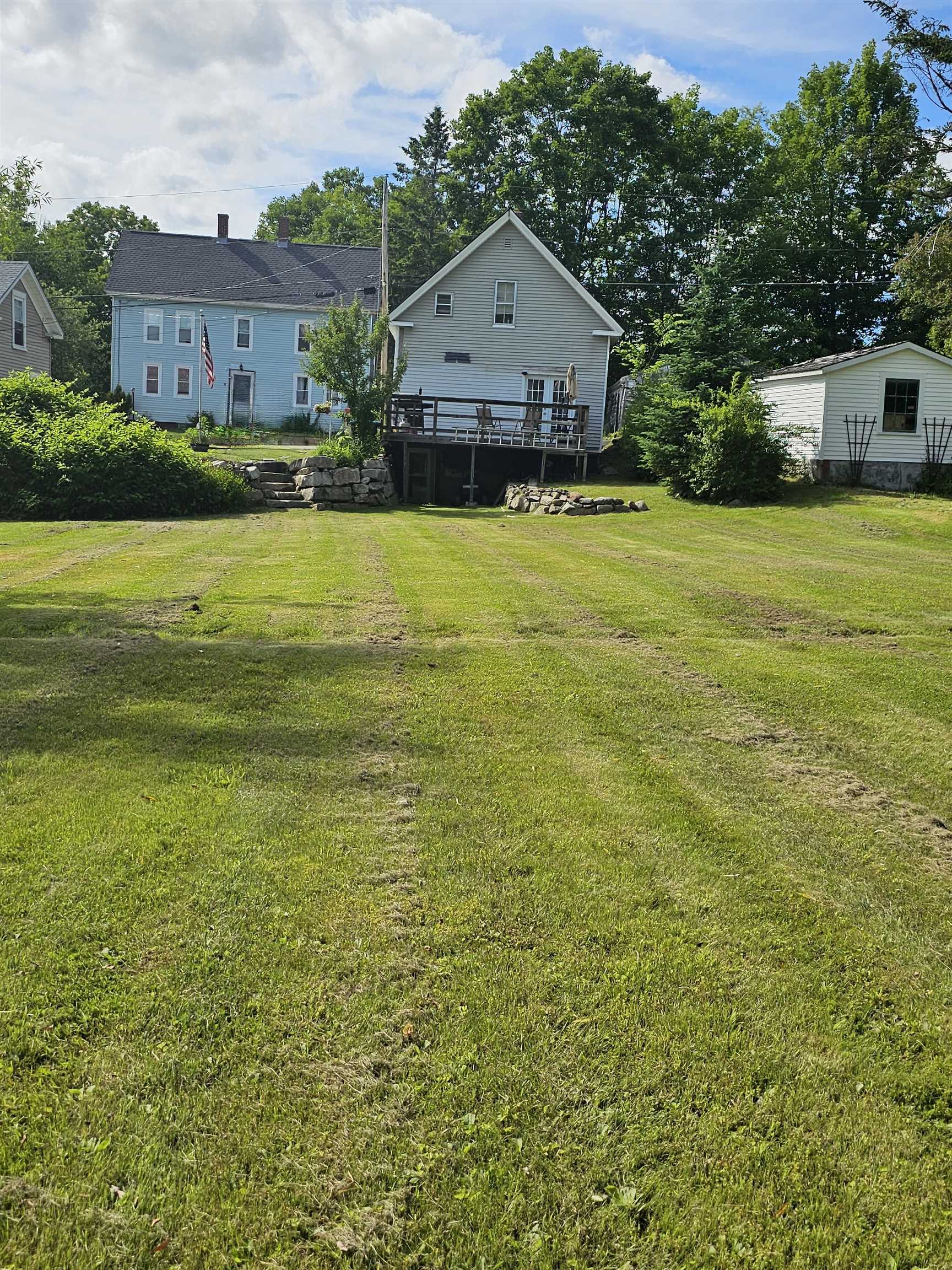 20 Spring Street Belmont, NH 03220 - Photo 1 of 27