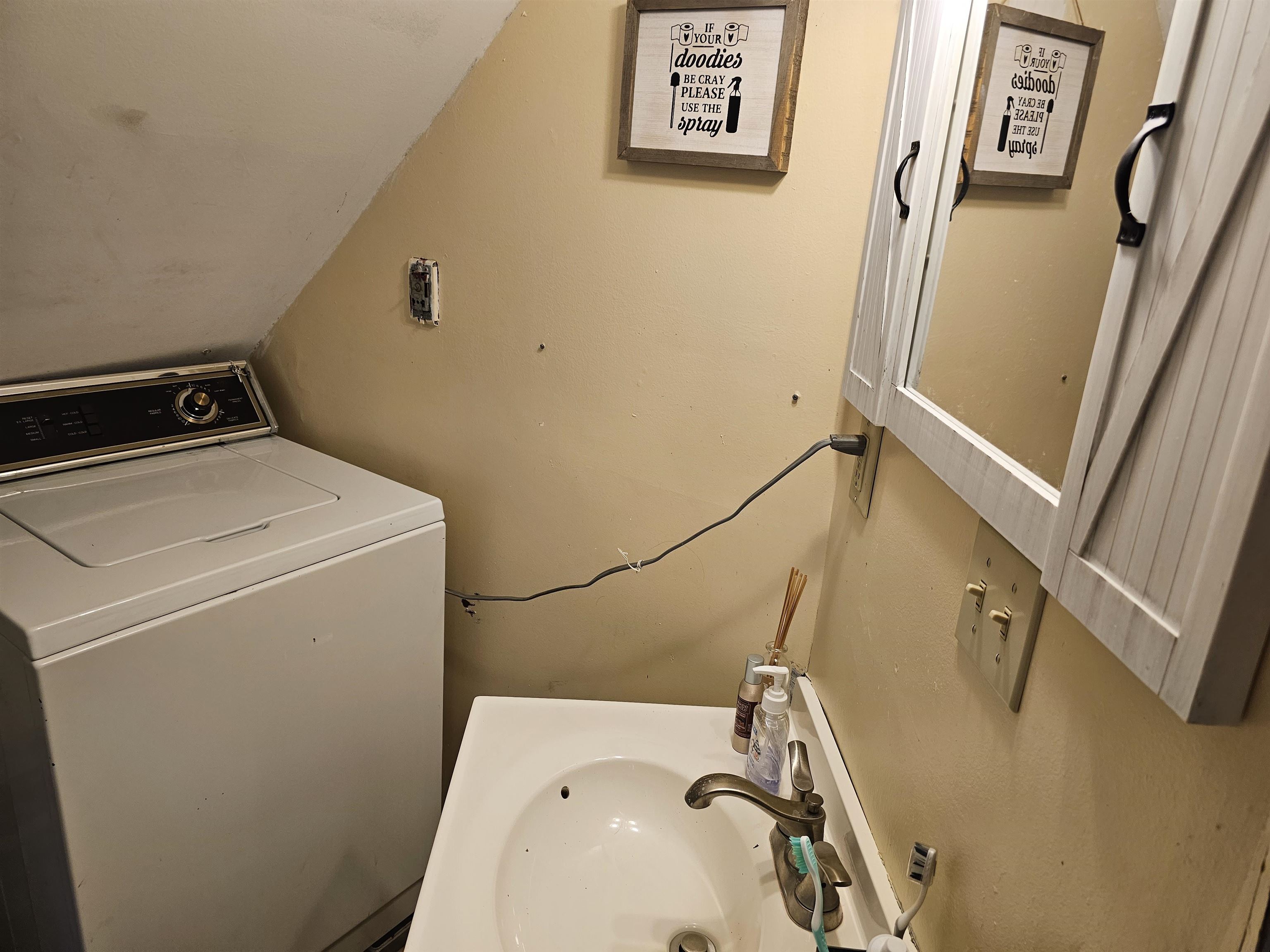20 Spring Street Belmont, NH 03220 - Photo 21 of 27
