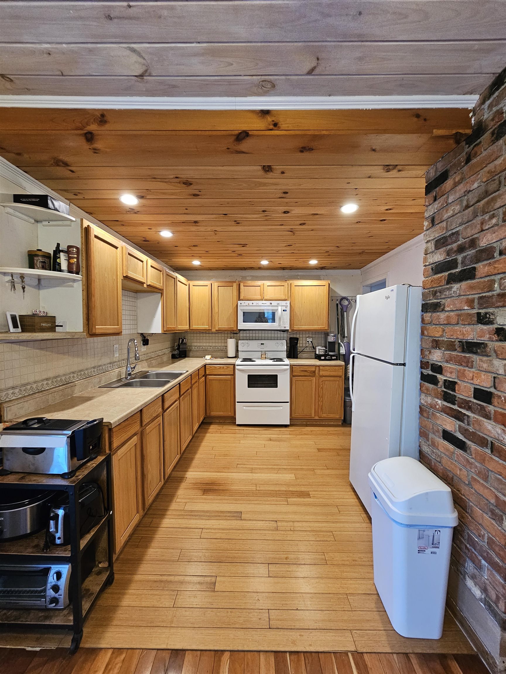 20 Spring Street Belmont, NH 03220 - Photo 10 of 27