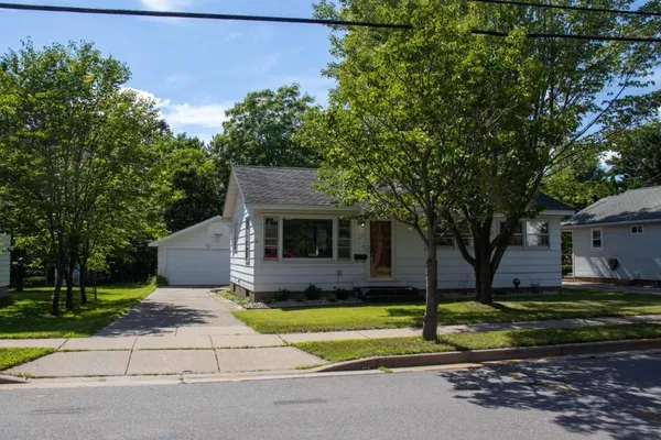 $219,900 | 1714 Burek Avenue, Wausau, WI 54401