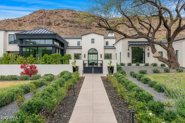 $13,999,999 | 6126 East Joshua Tree Lane, Paradise Valley, AZ 85253