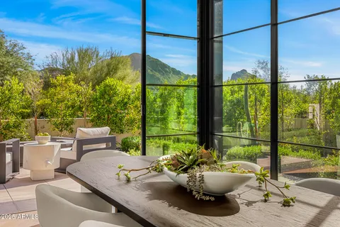 $13,999,999 | 6126 East Joshua Tree Lane, Paradise Valley, AZ 85253