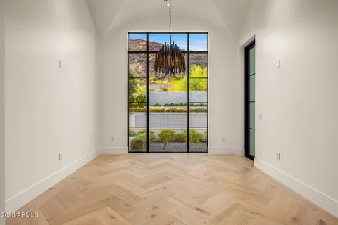 $13,999,999 | 6126 East Joshua Tree Lane, Paradise Valley, AZ 85253