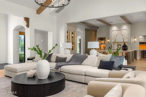 $13,999,999 | 6126 East Joshua Tree Lane, Paradise Valley, AZ 85253