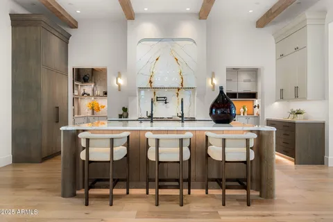 $13,999,999 | 6126 East Joshua Tree Lane, Paradise Valley, AZ 85253