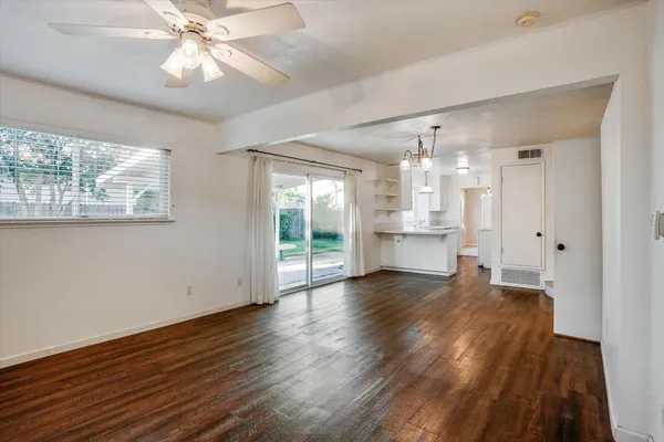 $560,000 | 6824 Will Rogers Drive, Fair Oaks, CA 95628