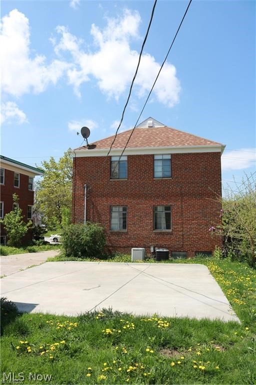 4093 Ridge Road Cleveland, OH 44144 - Photo 2 of 11 Gallery Image 2