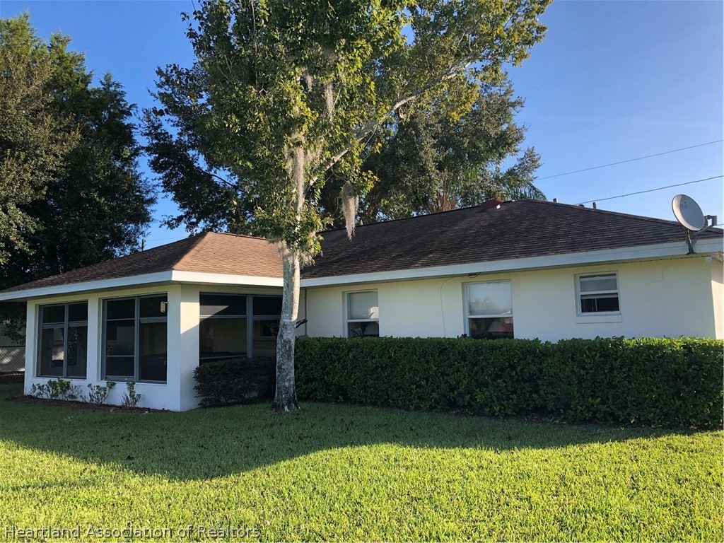 4435 Mandarin Road Sebring, FL 33875 - Photo 16 of 17