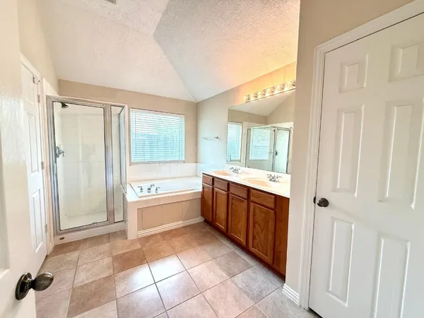 $2,300 | 23202 Prairie Lily Lane, Katy, TX 77494