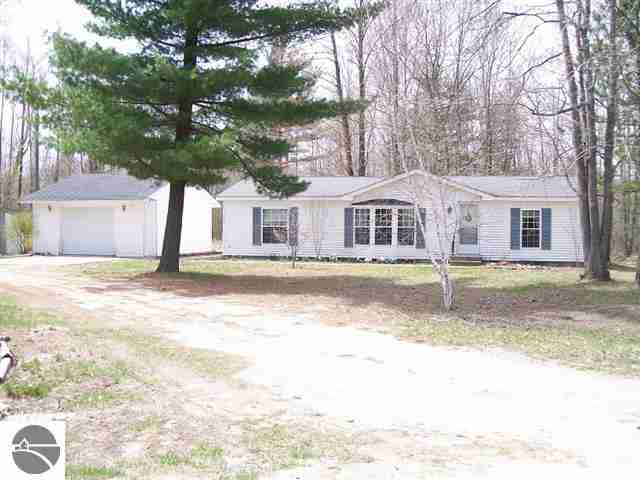 5554 Allen Road Alger, MI 48610 - Photo 5 of 13 1745042-4.JPG