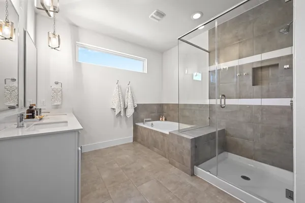 $368,000 | 8922 Manchaca Road, Unit 303, Austin, TX 78748