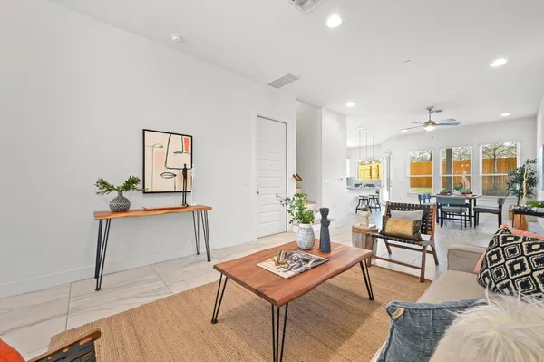 $368,000 | 8922 Manchaca Road, Unit 303, Austin, TX 78748