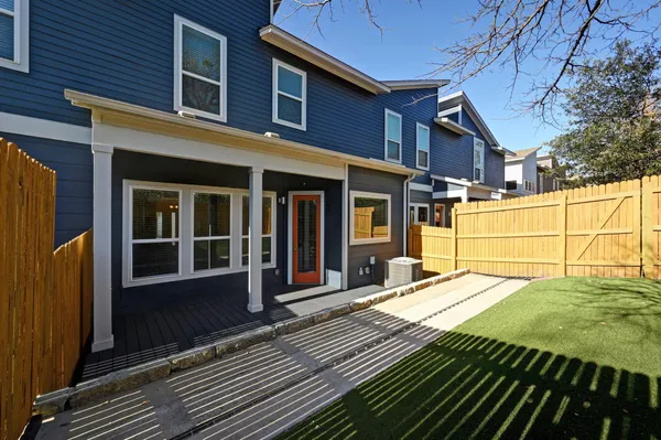 $368,000 | 8922 Manchaca Road, Unit 303, Austin, TX 78748