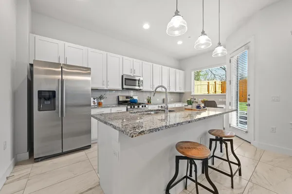 $368,000 | 8922 Manchaca Road, Unit 303, Austin, TX 78748