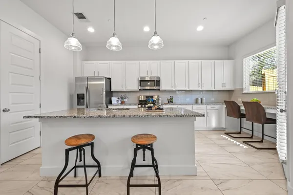 $368,000 | 8922 Manchaca Road, Unit 303, Austin, TX 78748