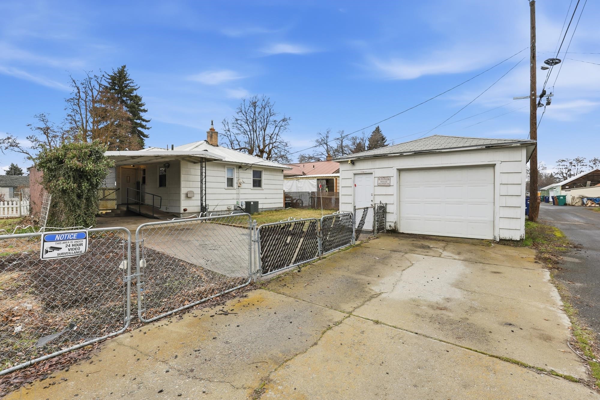 1127 East Princeton Avenue Spokane, WA 99207 - Photo 4 of 26