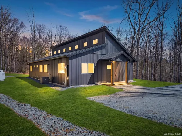 $639,000 | 273 Perry Pond Road, Narrowsburg, NY 12764