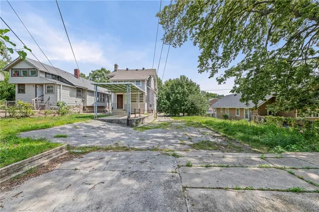 $169,000 | 512 Norton Avenue, Kansas City, MO 64124