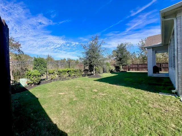 $3,000 | 3415 Zuse Street, Iowa Colony, TX 77583