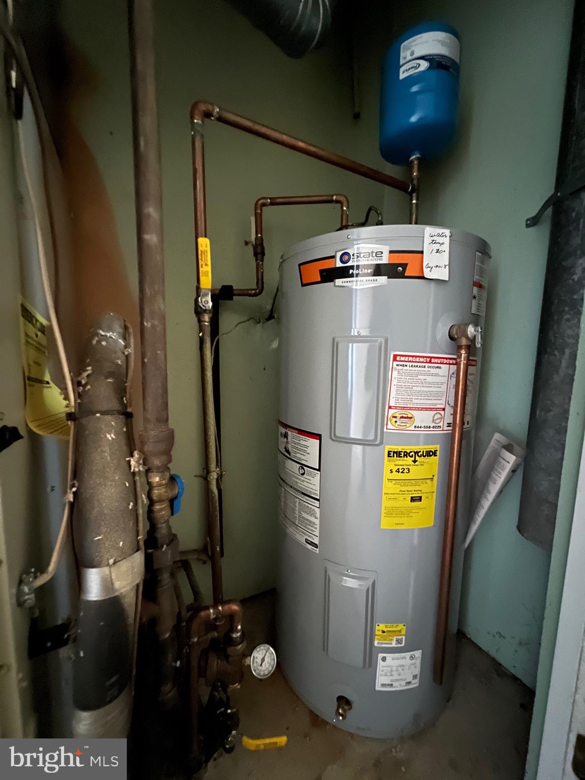 509 West Nettle Tree Road Sterling, VA 20164 - Photo 6 of 18