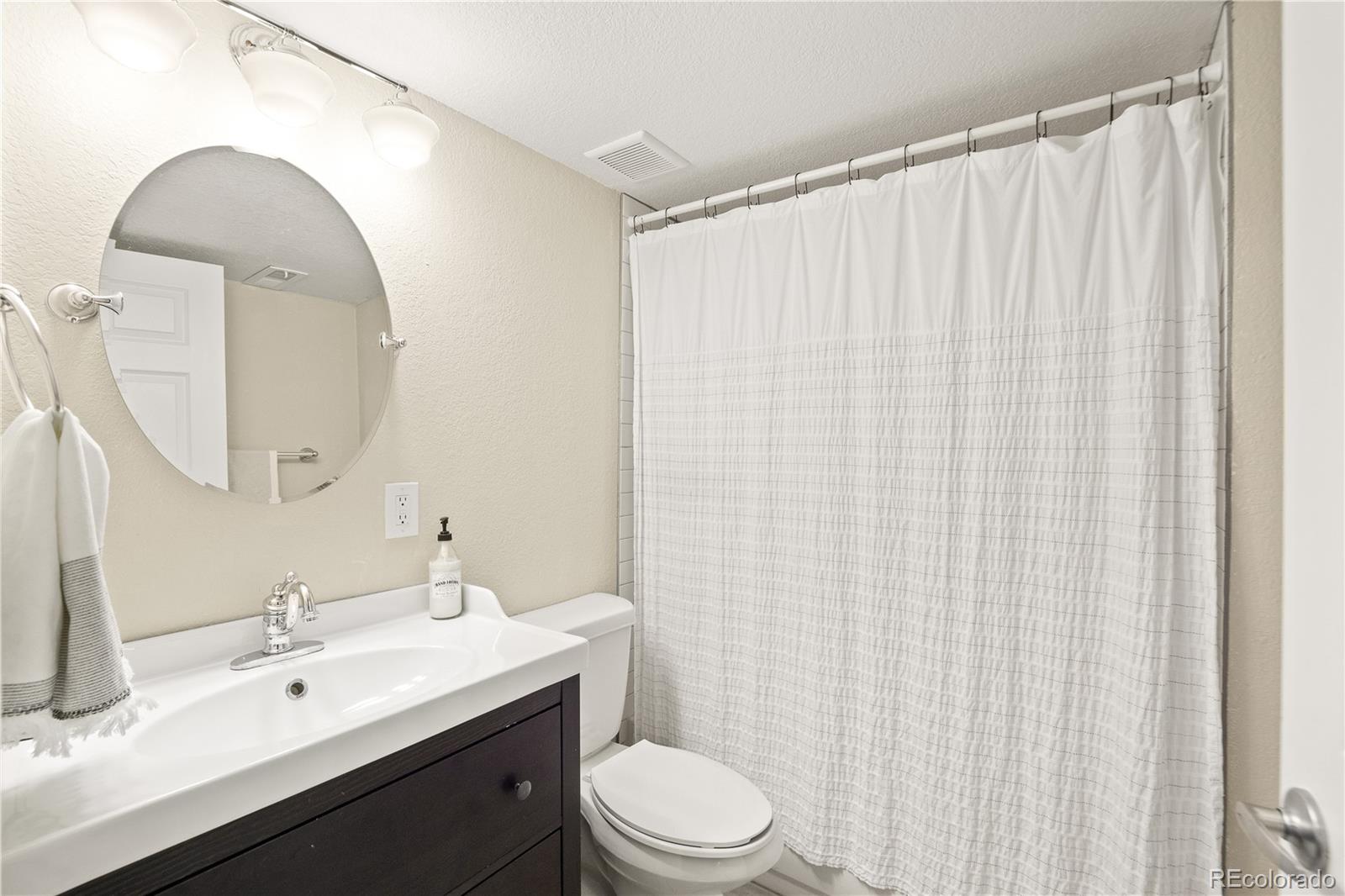 3255 Chandon Way Highlands Ranch, CO 80126 - Photo 30 of 40 Gallery Image 30