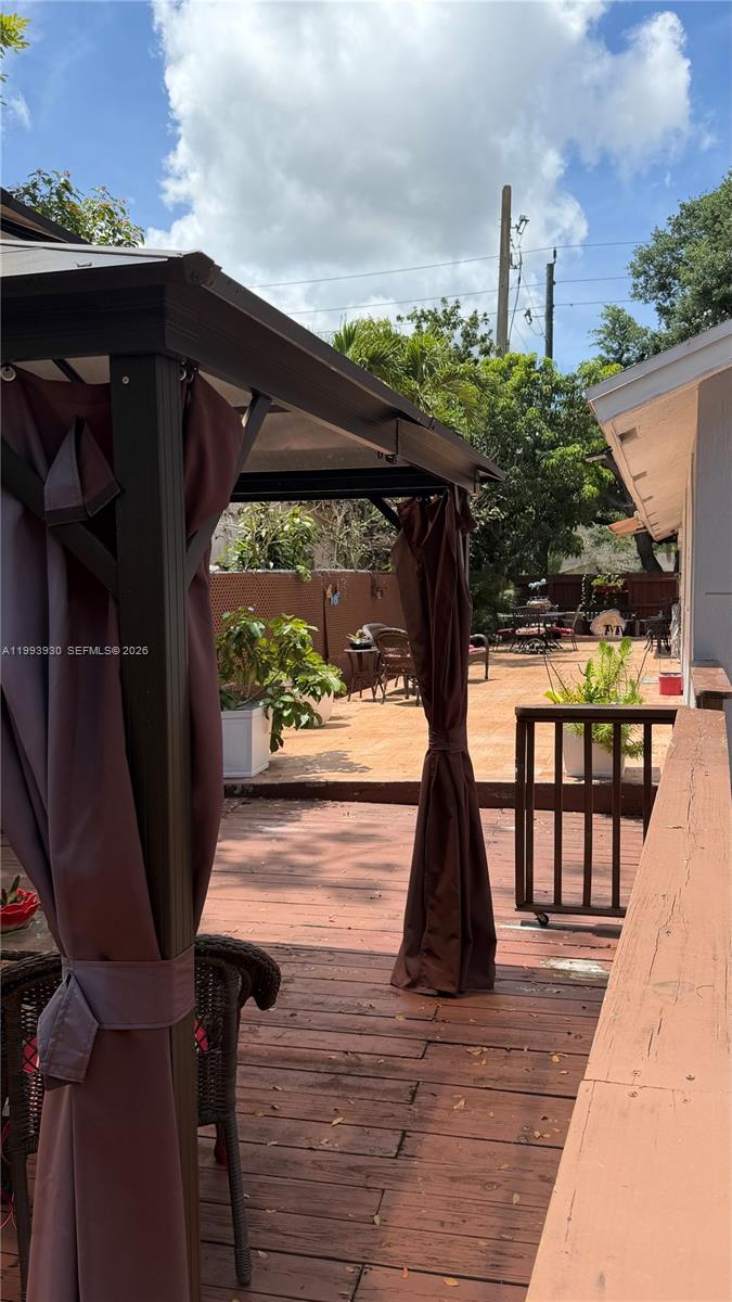 10550 Southwest 51st Street Cooper City, FL 33328 - Photo 31 of 37 a view of a door and an outdoor space