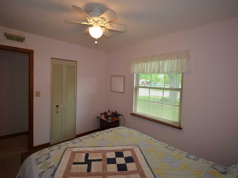 7908 Inverness Drive Indianapolis, IN 46237 - Photo 13 of 24 Gallery Image 13