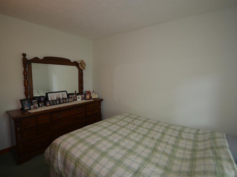 7908 Inverness Drive Indianapolis, IN 46237 - Photo 15 of 24 Gallery Image 15